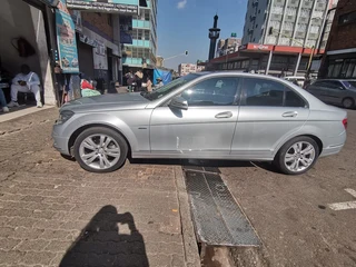 2011 Mercedes-Benz C 180 BlueEFFICIENCY Classic, White with 96000km available now!