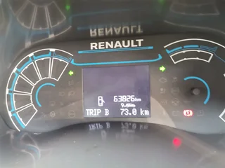 2022 Renault Triber 1.0 Dynamique AMT, Blue with 63000km available now!