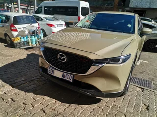 2022 Mazda CX-5 2.0 Active 4x2 AT, Gold with 64000km available now!