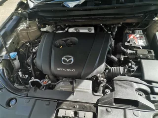 2022 Mazda CX-5 2.0 Active 4x2 AT, Gold with 64000km available now!