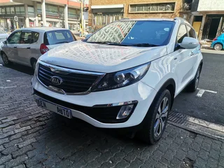 2013 Kia Sportage 2.0 4x2 AT, White with 98000km available now!