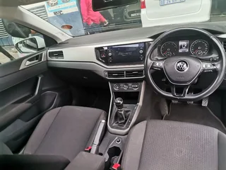 2020 Volkswagen Polo 1.0 Highline, White with 102000km available now!
