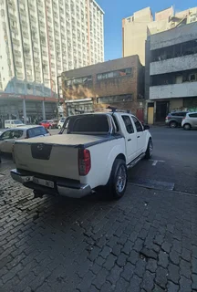 2008 Nissan Navara 4.0i V6 4x4 D/Cab AT, White with 120000km available now!