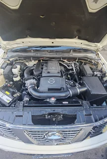 2008 Nissan Navara 4.0i V6 4x4 D/Cab AT, White with 120000km available now!