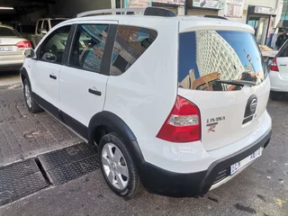 2013 Nissan Livina 1.6 Acenta, White with 85000km available now!
