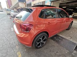 2019 Volkswagen Polo 1.0 Highline, Orange with 129000km available now!