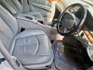 2003 Mercedes-Benz E 270 CDI Avantgarde Touchshift, White with 370000km available now!