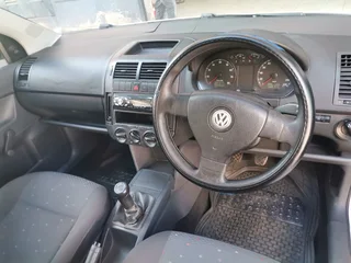 2009 Volkswagen Polo 1.4 Comfortline, White with 77000km available now!