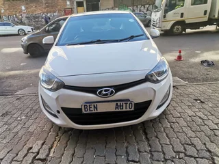 2014 Hyundai i20 1.4 Fluid, White with 86000km available now!