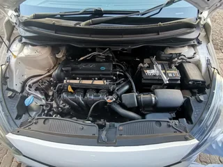 2014 Hyundai i20 1.4 Fluid, White with 86000km available now!