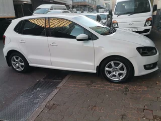 2014 Volkswagen Polo 1.4 Comfortline, White with 88000km available now!