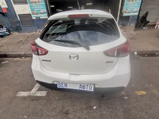2017 Mazda Mazda2 1.5 Active, White with 79000km available now!