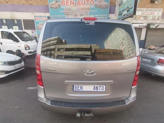 2010 Hyundai H1 MY15 2.5 VGTi 9-Seater Bus AT, Grey with 113000km available now!