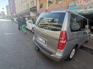 2010 Hyundai H1 MY15 2.5 VGTi 9-Seater Bus AT, Grey with 113000km available now!