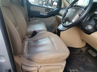 2010 Hyundai H1 MY15 2.5 VGTi 9-Seater Bus AT, Grey with 113000km available now!