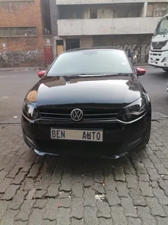 2013 Volkswagen Polo 1.4 Comfortline, Black with 88000km available now!