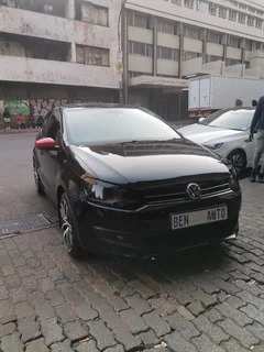 2013 Volkswagen Polo 1.4 Comfortline, Black with 88000km available now!