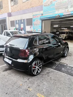2013 Volkswagen Polo 1.4 Comfortline, Black with 88000km available now!