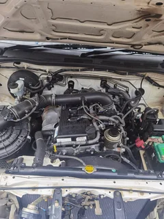 2016 Toyota Hilux 2.0 VVT-i, White with 115000km available now!