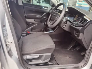 2021 Volkswagen Polo 1.0 Comfortline, Silver with 65000km available now!