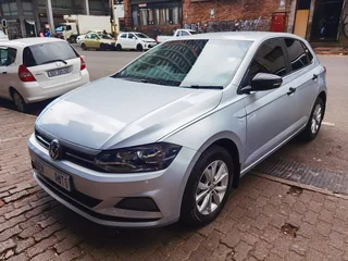 2021 Volkswagen Polo 1.0 Comfortline, Silver with 65000km available now!
