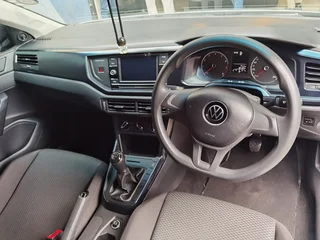 2021 Volkswagen Polo 1.0 Comfortline, Silver with 65000km available now!