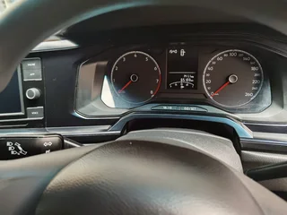 2021 Volkswagen Polo 1.0 Comfortline, Silver with 65000km available now!