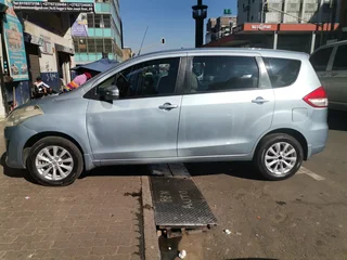 2014 Suzuki Ertiga 1.4 GL, Blue with 92000km available now!