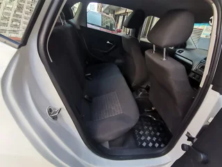 2020 Volkswagen Polo Vivo Hatch 1.4 Comfortline, White with 79000km available now!