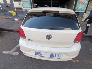 2020 Volkswagen Polo Vivo Hatch 1.4 Comfortline, White with 79000km available now!