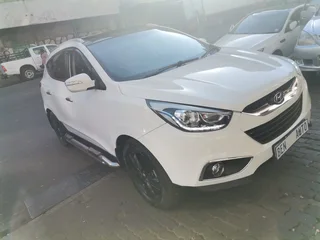 2016 Hyundai ix35 2.0 CRDi R 4x4 AT, White with 96000km available now!