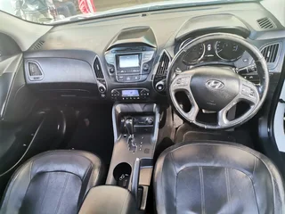 2016 Hyundai ix35 2.0 CRDi R 4x4 AT, White with 96000km available now!