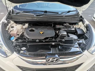 2016 Hyundai ix35 2.0 CRDi R 4x4 AT, White with 96000km available now!