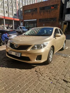 2013 Toyota Corolla 1.3 Professional, Gold with 85000km available now!