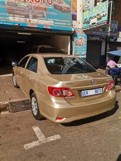 2013 Toyota Corolla 1.3 Professional, Gold with 85000km available now!