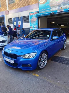 2013 BMW 320d, Blue with 130000km available now!