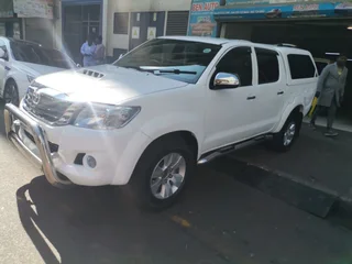 2008 Toyota Hilux 3.0 D-4D D/Cab 4x4 Raider, White with 107000km available now!