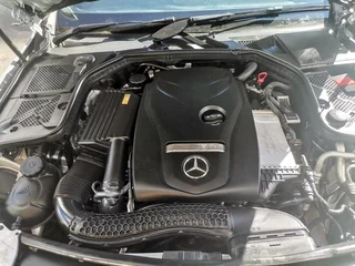 2016 Mercedes-Benz C 180 CGI BlueEFFICIENCY Avantgarde, Silver with 112000km available now!