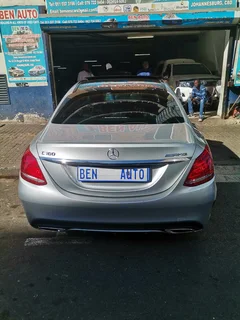 2016 Mercedes-Benz C 180 CGI BlueEFFICIENCY Avantgarde, Silver with 112000km available now!