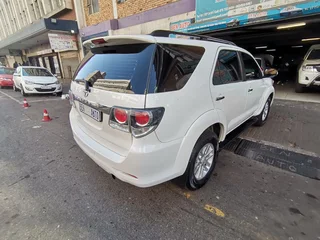 2016 Toyota Fortuner 3.0 D-4D 4x4 AT, White with 75000km available now!