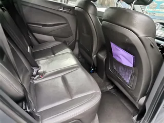 2016 Hyundai Tucson 2.0 Premium AT, Grey with 104000km available now!