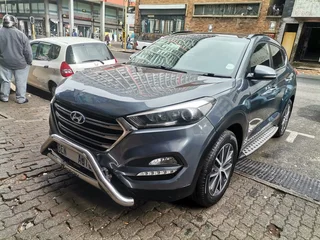 2016 Hyundai Tucson 2.0 Premium AT, Grey with 104000km available now!