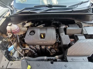 2016 Hyundai Tucson 2.0 Premium AT, Silver with 72000km available now!