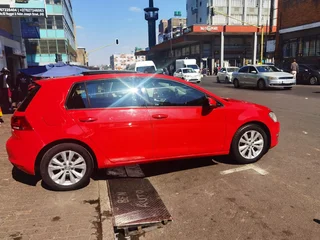 2014 Volkswagen Golf 7 1.4 TSI BMT Comfortline, Red with 105000km available now!
