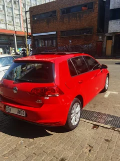 2014 Volkswagen Golf 7 1.4 TSI BMT Comfortline, Red with 105000km available now!