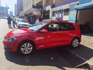 2014 Volkswagen Golf 7 1.4 TSI BMT Comfortline, Red with 105000km available now!