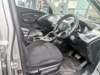 2015 Hyundai ix35 2.0 Premium 4x2 AT, Silver with 96000km available now!