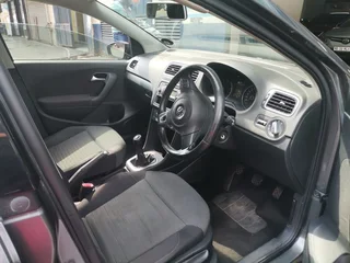 2011 Volkswagen Polo 1.4 Comfortline, Grey with 67000km available now!