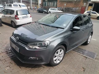 2011 Volkswagen Polo 1.4 Comfortline, Grey with 67000km available now!