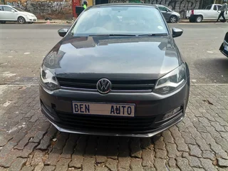 2011 Volkswagen Polo 1.4 Comfortline, Grey with 67000km available now!